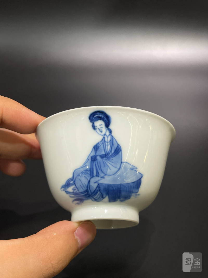 清康熙 青花三娘教子图杯 - 图3